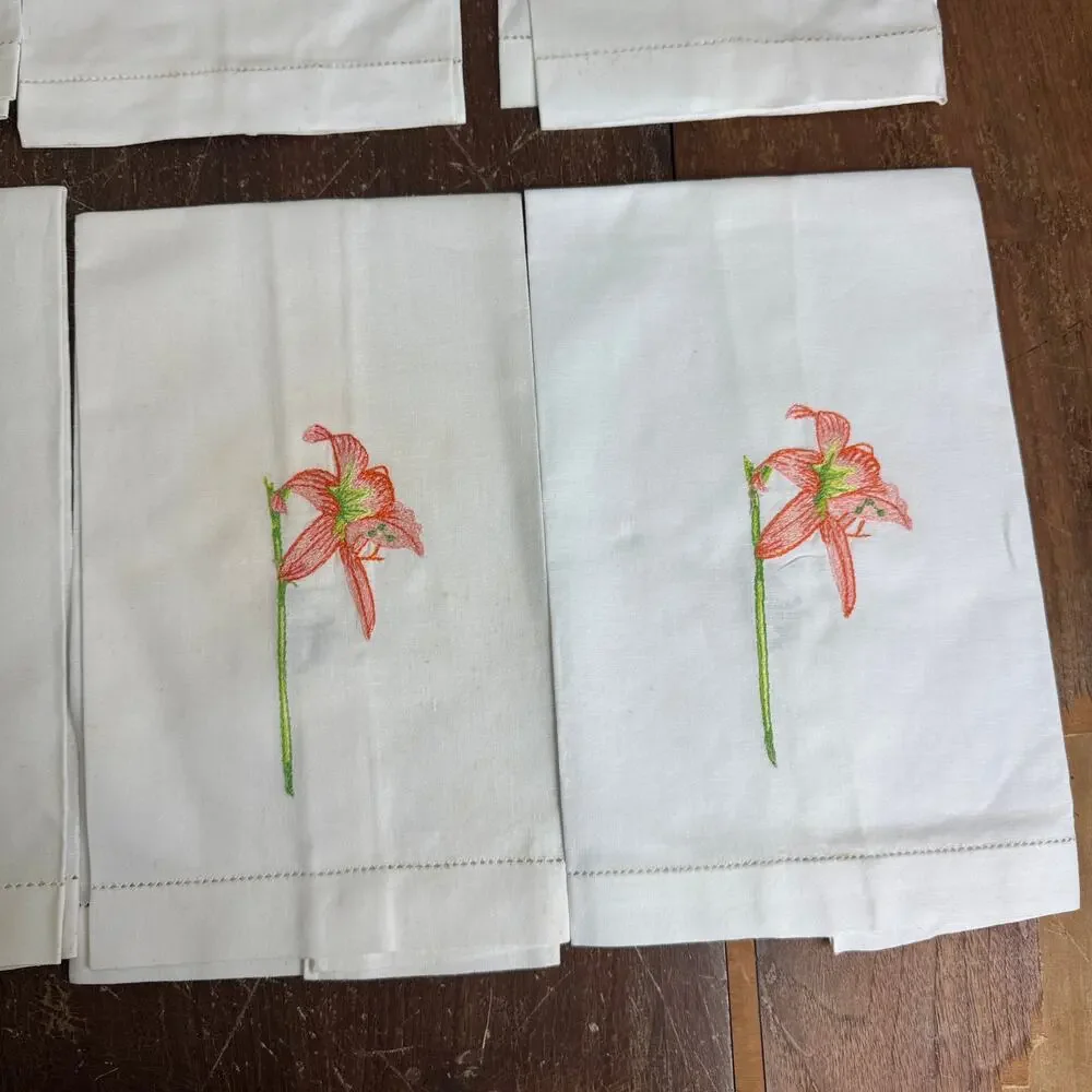 Lillian Vernon VINTAGE 2001 Set of 8 Floral Embroidery Cloth Napkins 100% Cotton